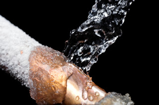 Prevent Frozen Pipes This Winter - DeVere Insulation Home Performance