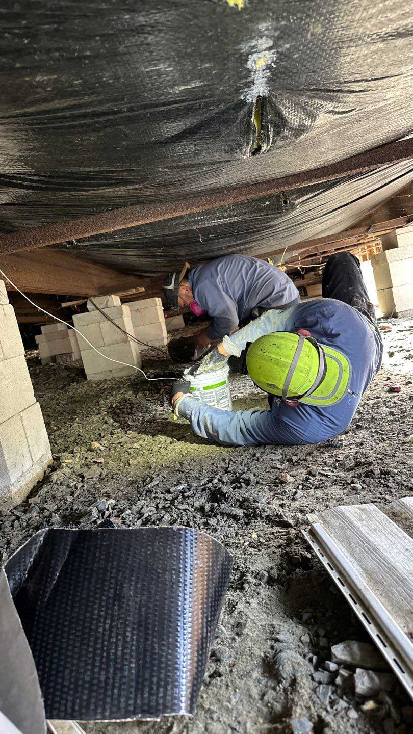 Crawl Space belly insulation with DeVere Insulation Home Performance